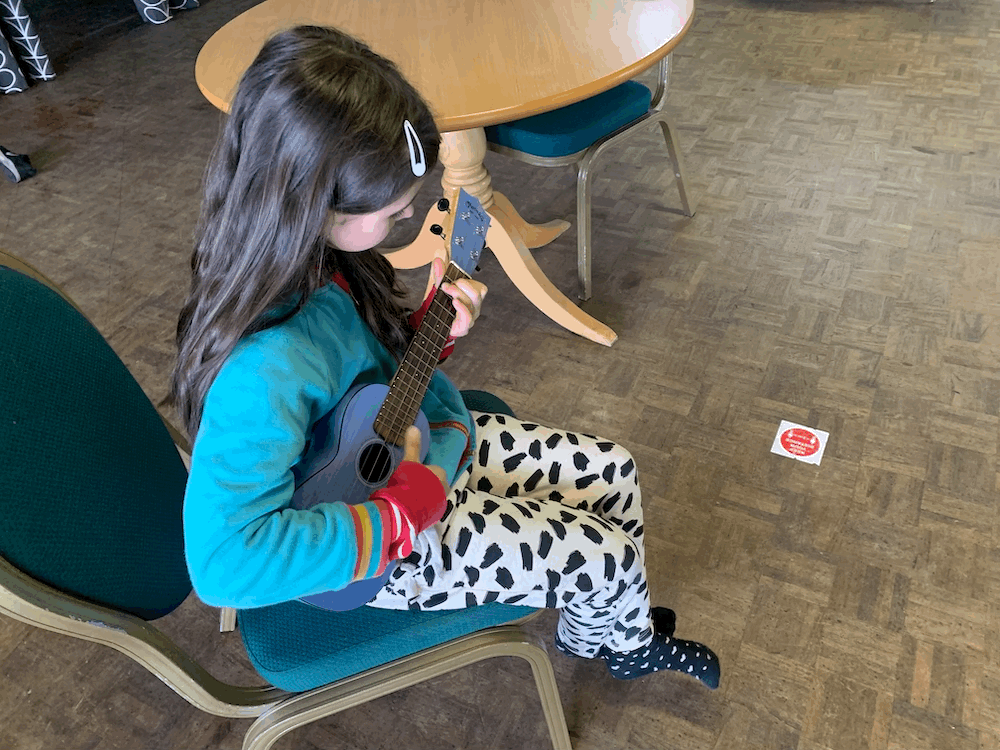 Ukulele Class in CV Lee